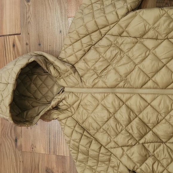 Athleta Whisper Featherless Quilted Long Puffer Coat Neutral Beige Size Small - Picture 5 of 11